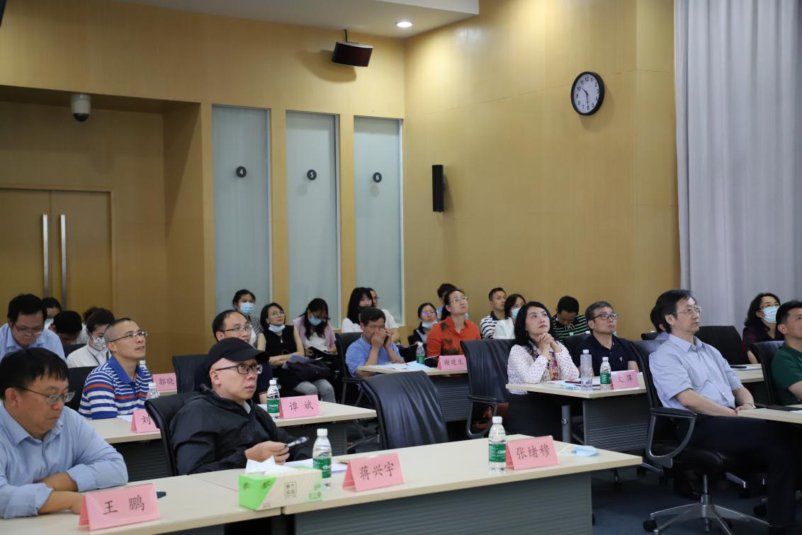 座谈会现场.png